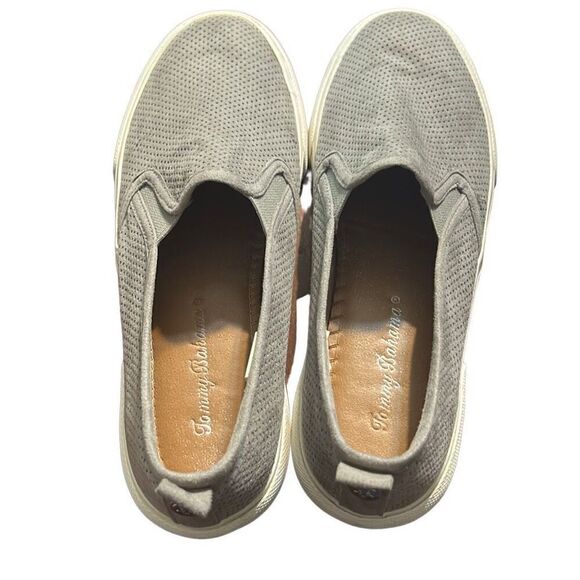 Tommy Bahama Gray Perforated Suede Slipon Comfort Loafer size 7 - Picture 2 of 7